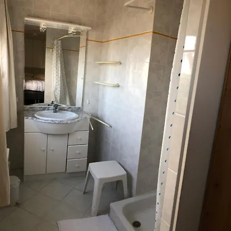 Duplex Penthouse Super Zeezicht 아파트