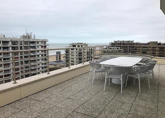 Duplex Penthouse Super Zeezicht De Panne